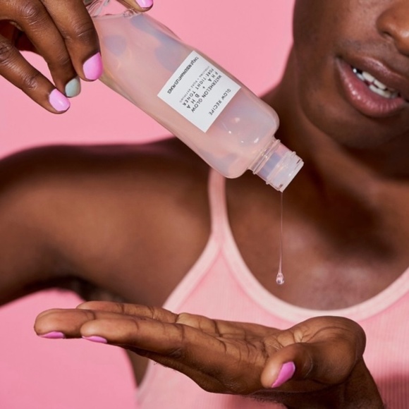 GLOW RECIPE PHA + BHA Toner & Hyaluronic Acid Hydrating Serum Duo - Picture 5 of 14